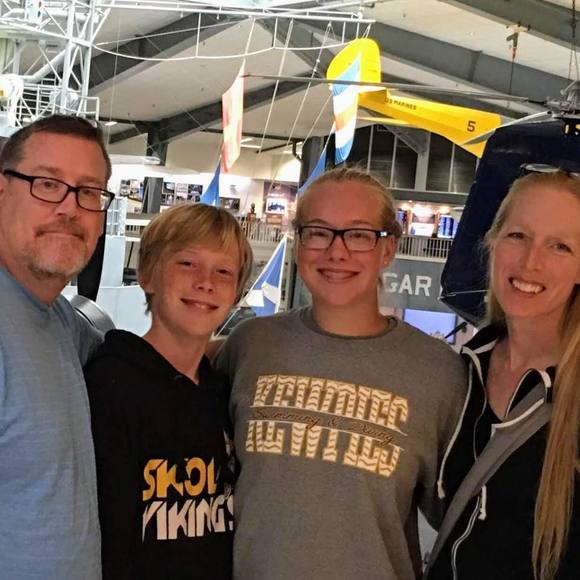 Meet your Posher, Douglas - Picture 1 of 1